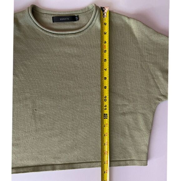 Zesica Sage Green Knit Shorts & Crop Top Set Size XS - Picture 9 of 12